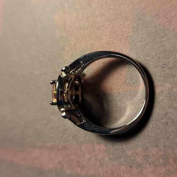 Pink Stone Ring - Picture 3 of 3